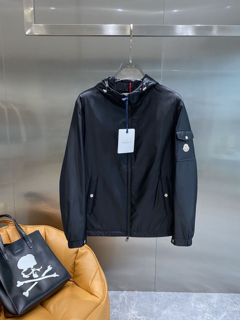 Pra*a outwear